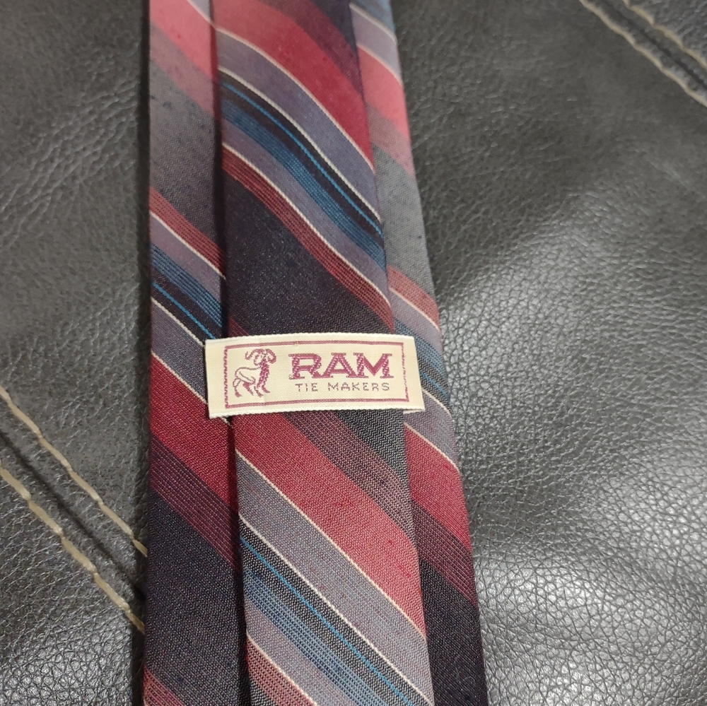 Vintage Ram men's necktie